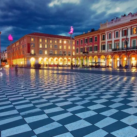 Promenade Des Anglais